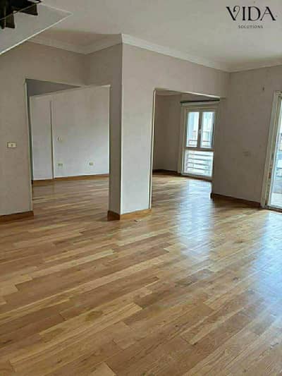 198 sqm Fully Finished  penthouse for sale in Zayed Dunes Compound in sheikh zayed