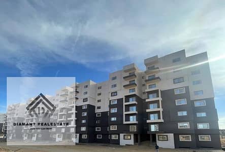 Receive your apartment now 175m at price 24,000 per metres Over 10 years Ready to live next to BUE in fully built compound front of Diplomatic Quarter