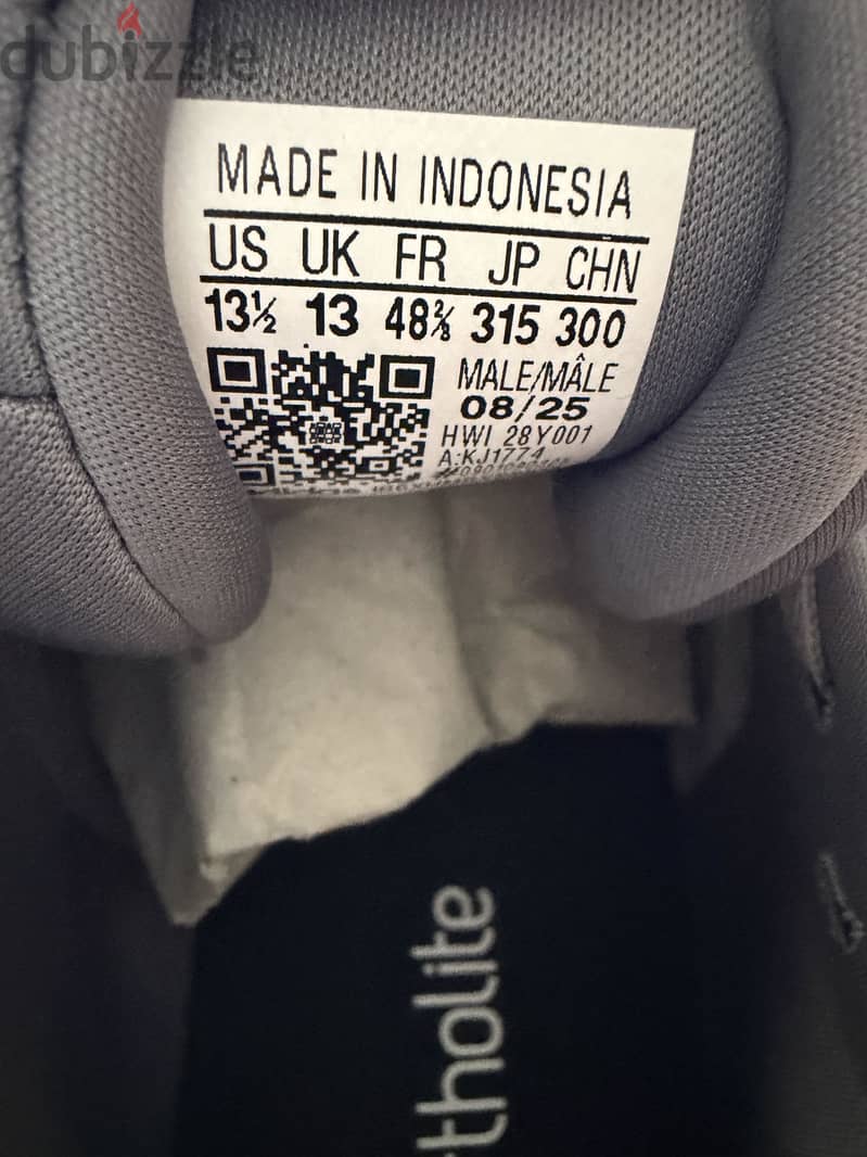 Adidas Cloudfoam – Original Size: (48⅔) 4