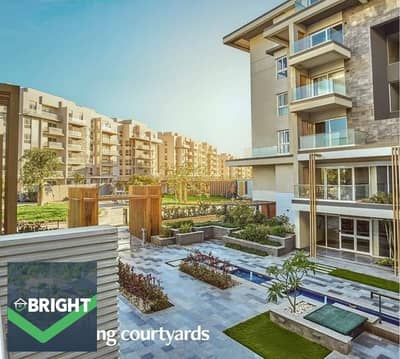 An exceptional deal on a 140m² apartment—ready for immediate handover. It boasts a prime location with an open view of the landscape.