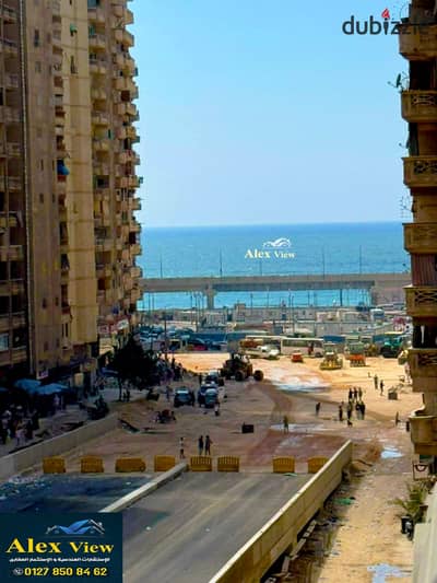For sale, a licensed ultra-lux apartment on Mohamed Nabih Street overlooking the sea