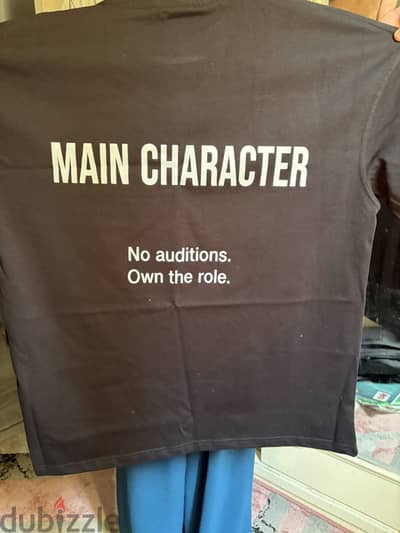 Black oversized trendy “main character tee”