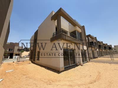 Under market price villa Standalone at Palm Hills New Cairo very prime location down payment and installments ready to move