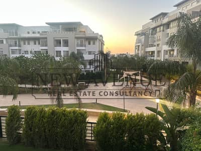 4 Bedrooms Fully Finished Apartment with kitchen cabinets and Ac's For Sale in Hyde Park New Cairo
