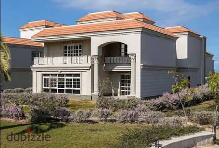 For a quick sale at the old price, a villa in Zahia Compound, New Mansoura, is available for less than its original price. Immediate occupancy, turnke