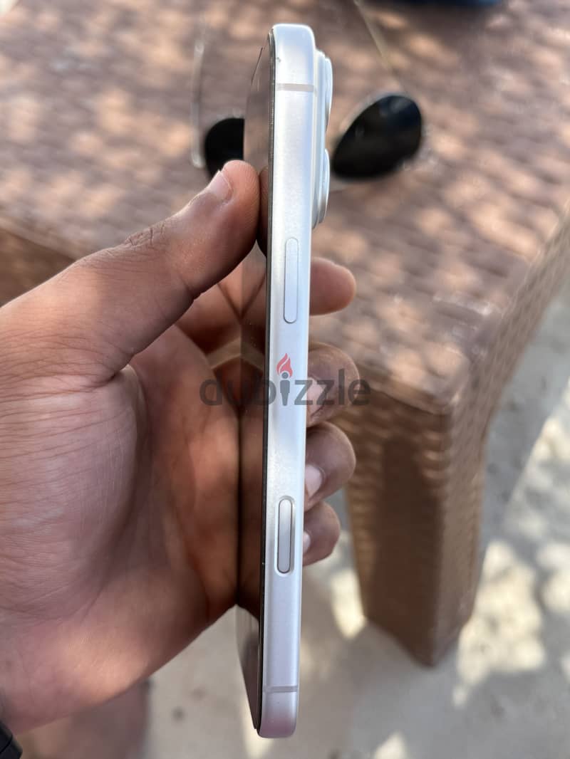 Apple - iPhone 17 Pro Max 2