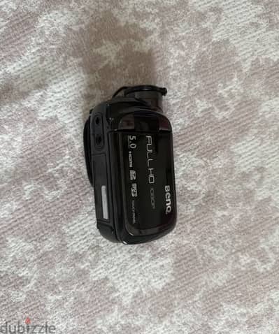 Digital camera