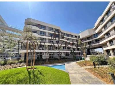 Ground Floor Apartment With Garden with Very Prime Location  Overlooking Landscape With Down Payment and Installments Ready To Move in bloomfields