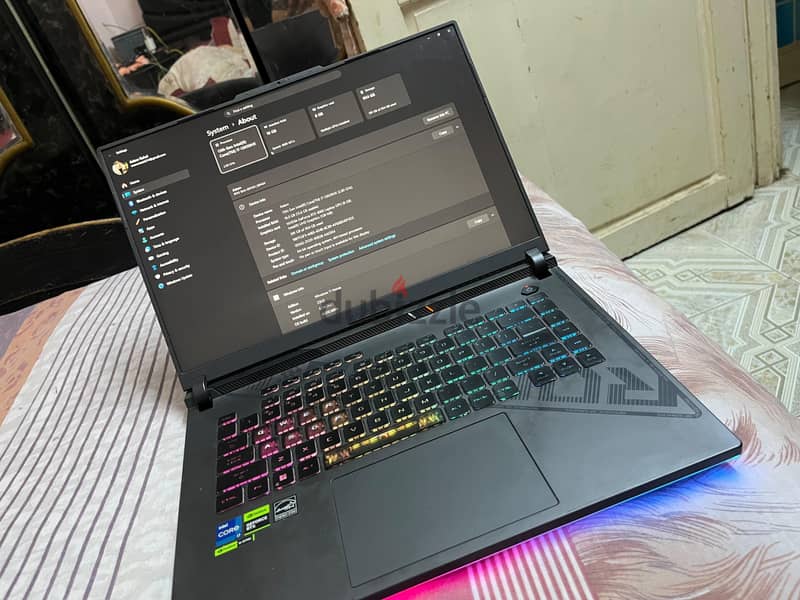 Asus ROG Strix G16 1
