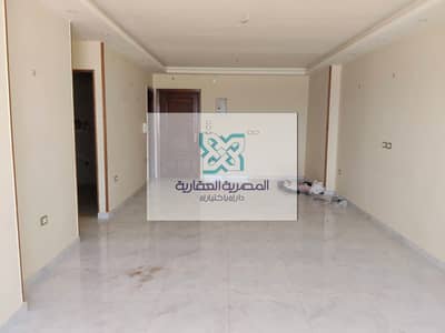#شقه_للايجار  #زهراء_المعادى الشطر ال 13  شارع الخمسين الرئيسي عماره #خير_زمان تطل على مول ال 50