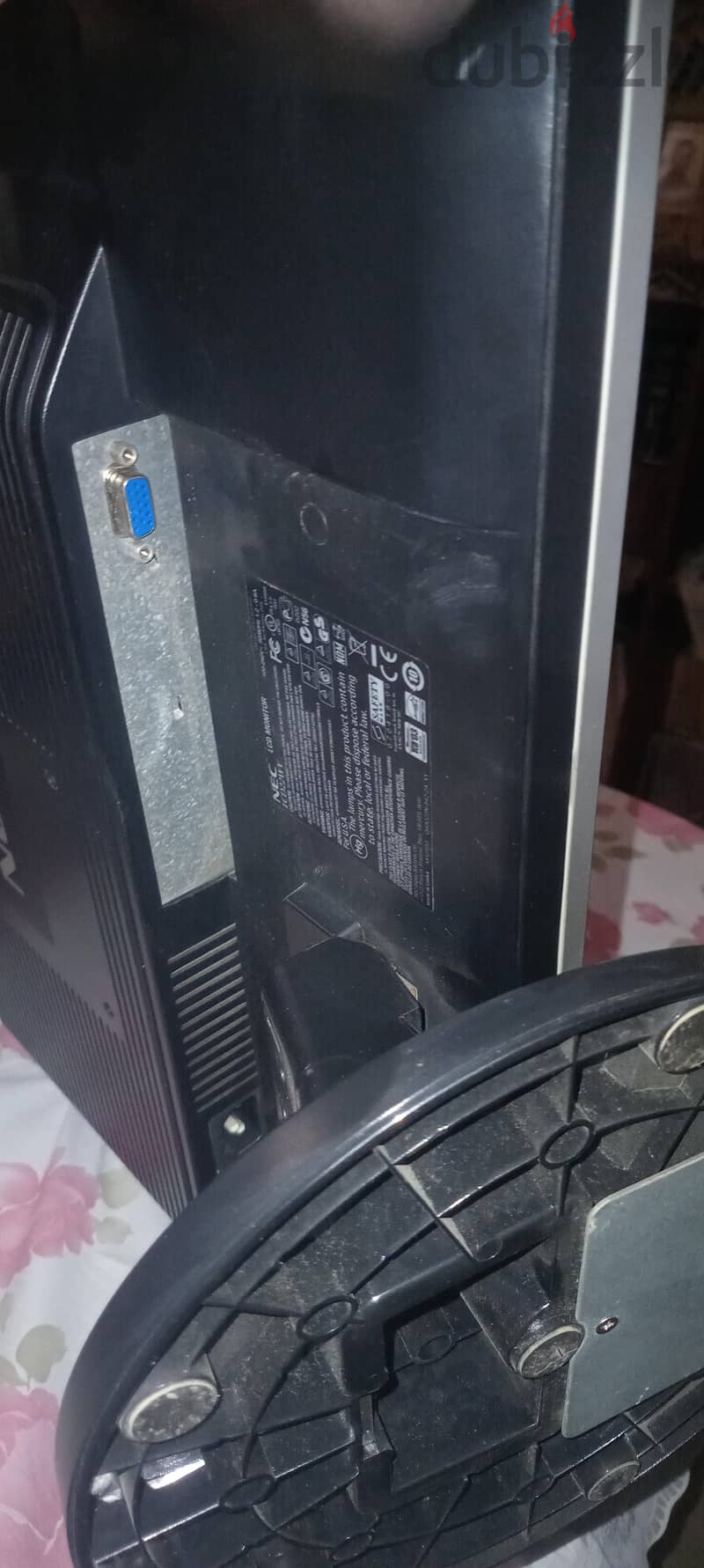 Nec Lcd 22 inches 1