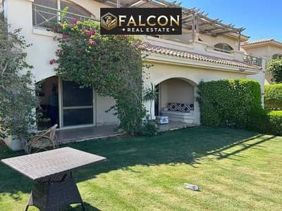 خطوات للبحر بفيو مميز استلام فوري ع السكن بدون دفعات  Lavista Gardens El Sokhna -  Prime location ع طريق الجلاله العين السخنه بالتقسيط