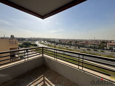 Apartment for sale in the south of the Academy 220m garden view Al Tagamu Al Awal North 90