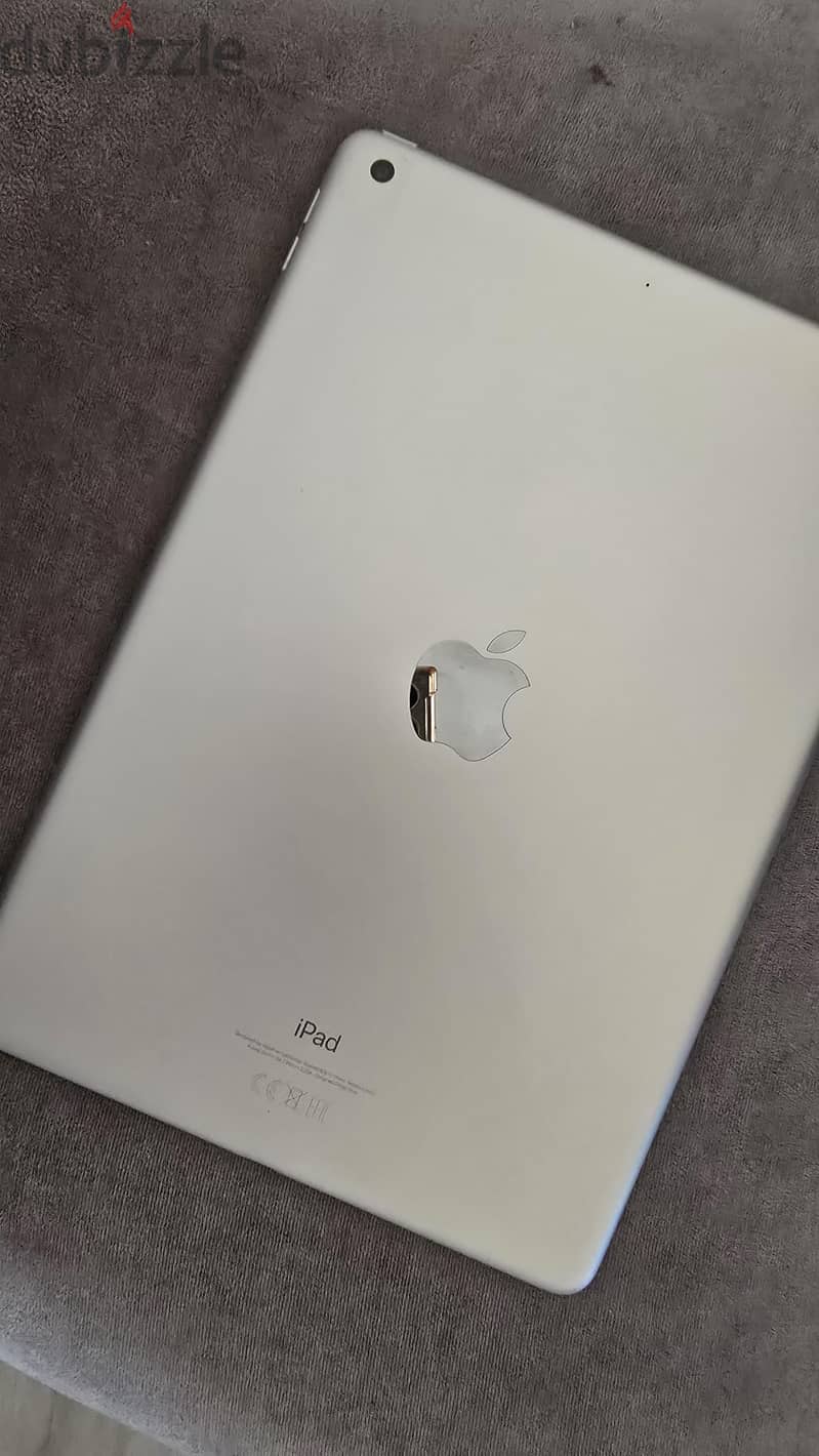 ipad 9th generation excellent condition 2