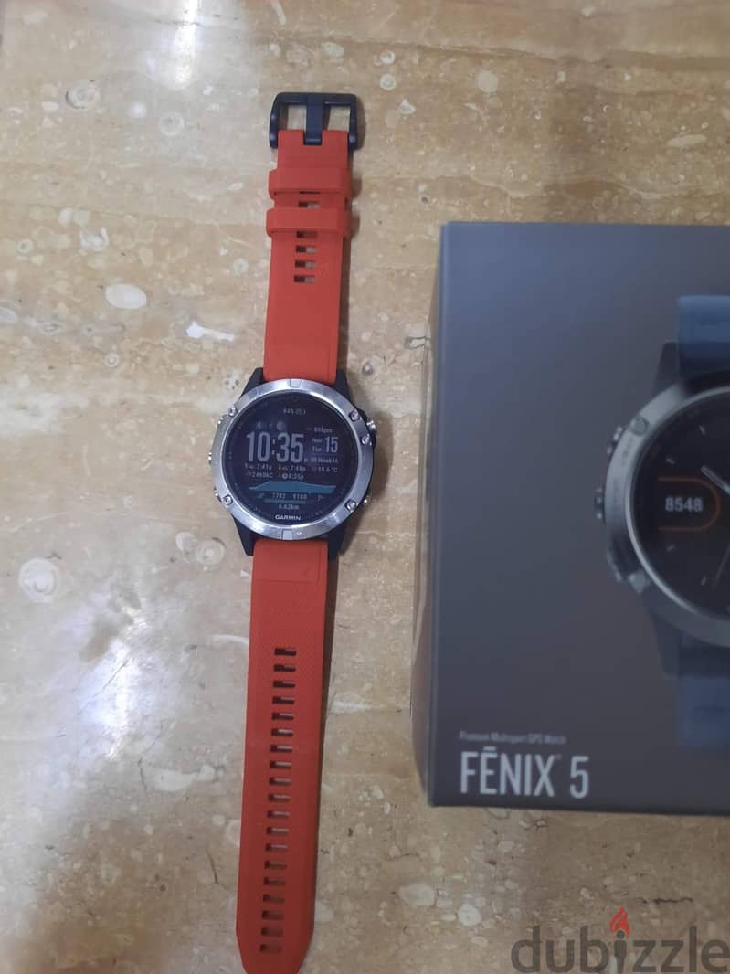Garmin fenix 5 in a perfect condition 2
