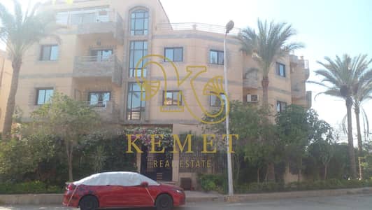 160sqm apartment in H Area, South Academy. 3 beds, 2 baths, 1st floor, fully finished, elevator, view. Price EGP6.5M only