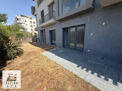 Semi furnished Apartment ground floor with garden for rent in Eastown