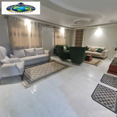 Furnished apartment for rent in Zahraa Al-Maadi, branching off Al-Khamseen Street, luxurious residence consisting of two bedrooms, bathroom, and kitchen, fully air-conditioned with Wi-Fi