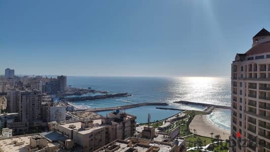  شقة للإيجار السنوي في أبراج الفورسيزون | إطلالة بحرية بانورامية