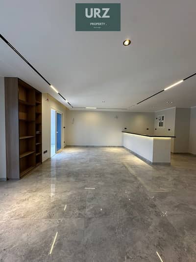Apartment for sale open view on Central Park directly next to Madinaty and directly on the Suez Road minutes from the Fifth Settlement