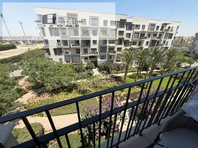 شقة نصف مفروشة للإيجار في سوديك إيستاون Sodic Eastown New Cairo 190 متر 3 غرف نوم 3 حمامات الدور الثالث موقع مميز