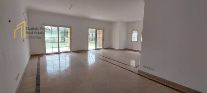 Model H, ,  منظر حديقة, close to the MAIN GATE.  The villa overlooks the garden