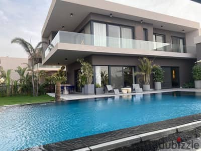 Villa for sale in Swan Lake open view , in a prime location next to Palm Hills , possibility finishing