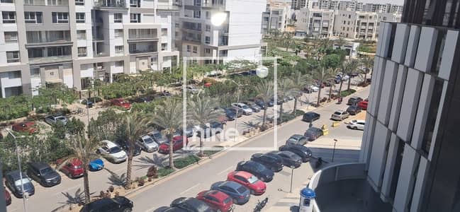 مكتب  متشطب مميز للايجار بافضل سعر في هايد بارك  و سعر مميز جدا  -  113 متر - الجولدن اسكوير- التجمع الخامس- القاهرة الجديدة