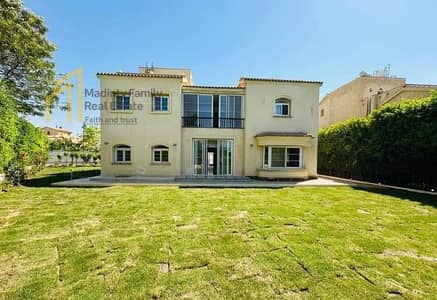 Villa Detached Model U Golf View Special Finishing at the Best Location in Vg2 The villa is finished with special finishes in the kitchen