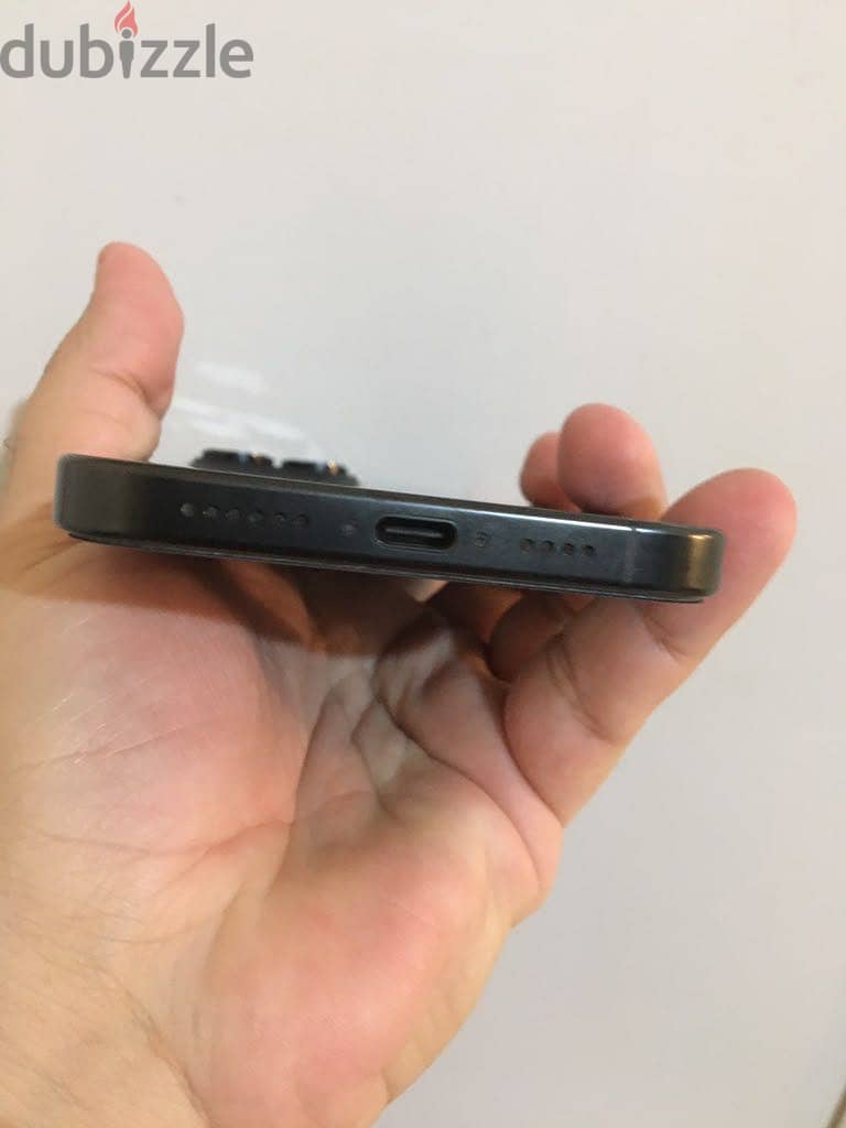 Apple - iPhone 16 Pro Max 2