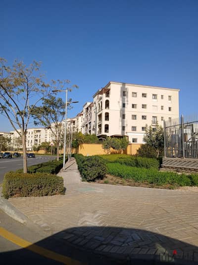 Fully Finished Apartment 205m + 80m Garden for Sale in Mivida Emaar New Cairo Negotiable