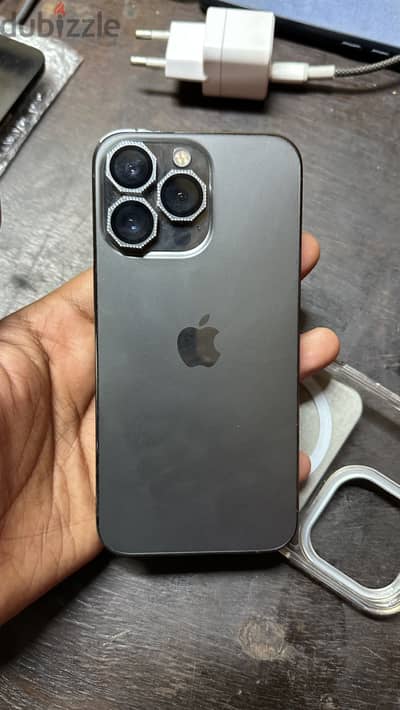 آبل - آيفون 13 برو