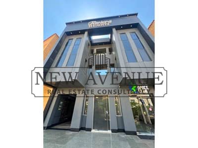 Villa in a Very Prime Location - Super Lux Finishing Including ACs Kitchen and Electric Shutters - Ready to move for Sale in Riviera Heights New Cairo