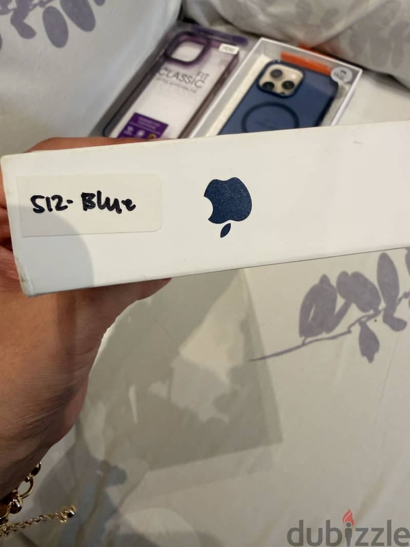 Apple - iPhone 15 Pro Max 4