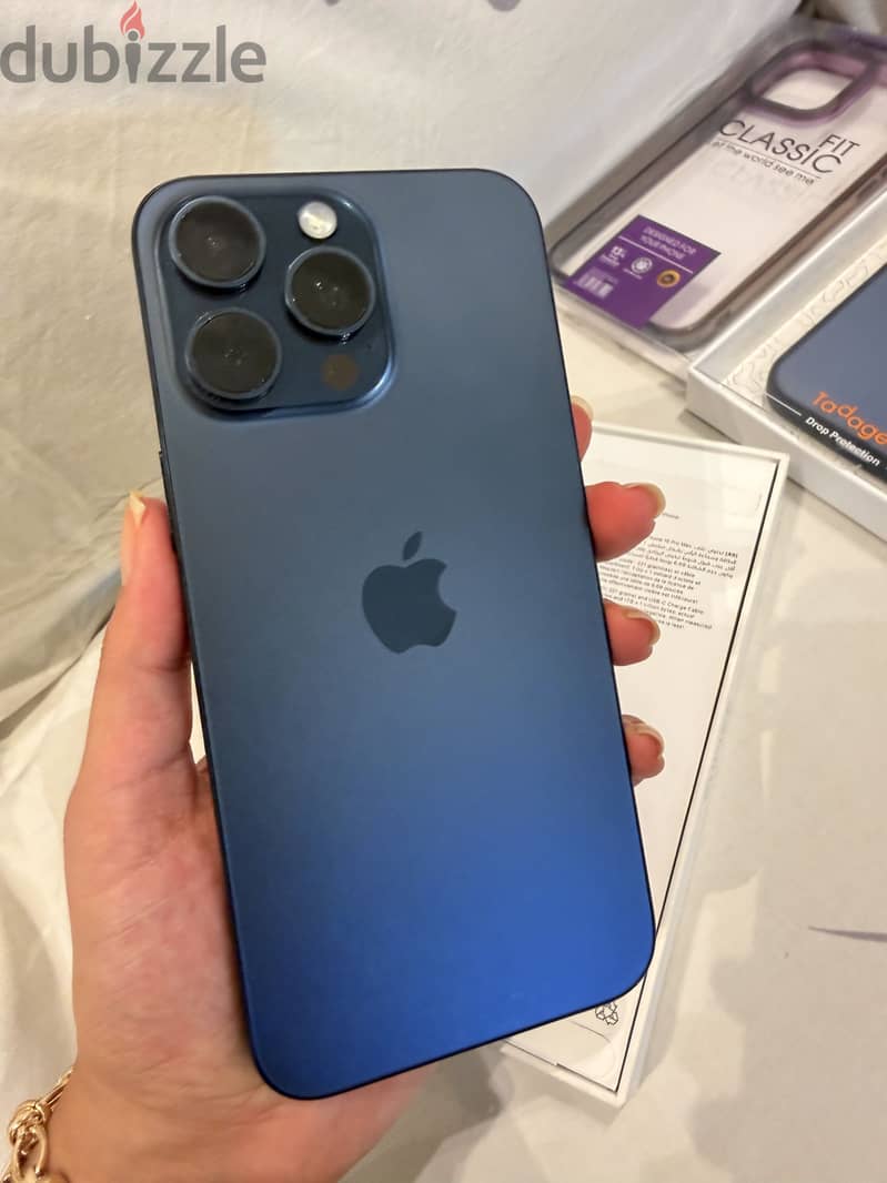 Apple - iPhone 15 Pro Max 2