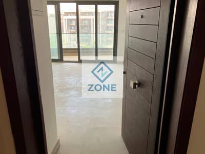 Unfurnished 84-square-meter apartment for rent in Privado.