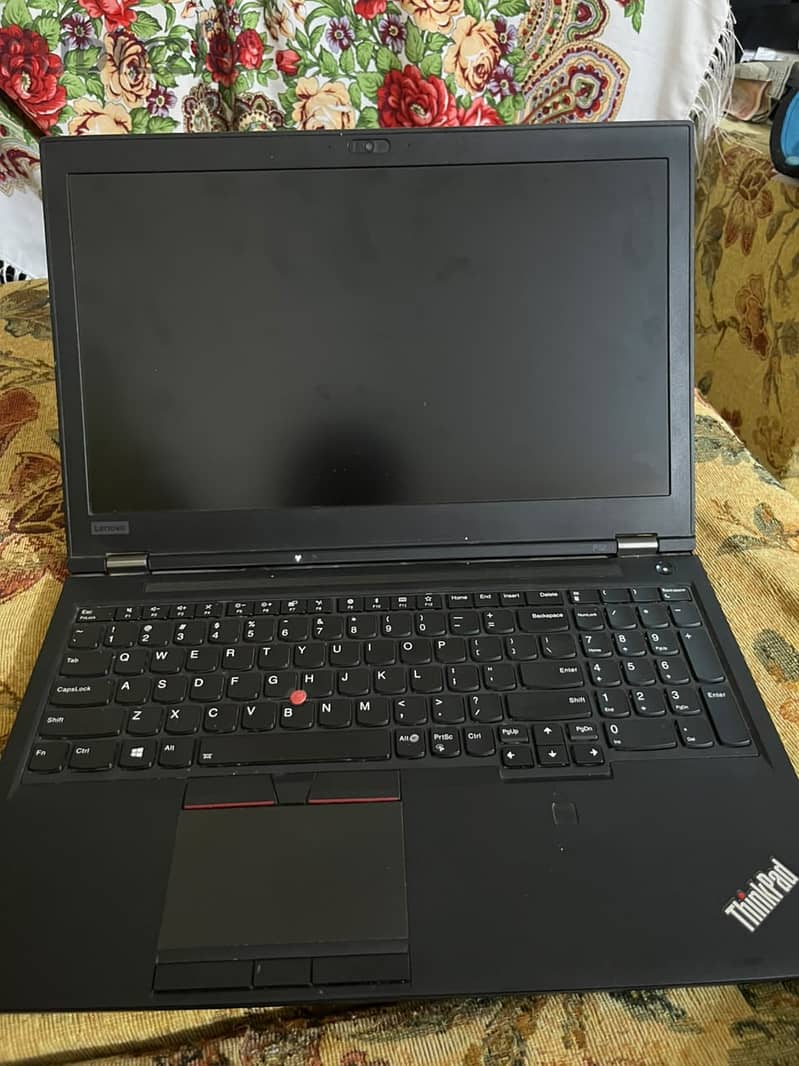 Lenovo ThinkPad P52 Workstation 1