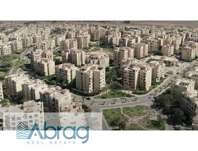 Penthouse for sale in installments in the compound of Al-Ashjar neighborhood directly on Al-Wahat Road