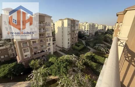 Distinct apartment 265 meters for sale in Madinaty in B1, very special location