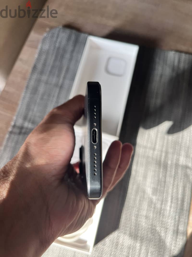 Apple - iPhone 15 Pro Max 2