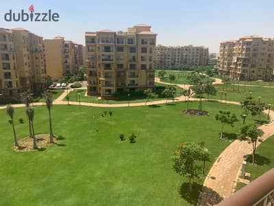 Furnished apartment, 250 sq m, 4th floor, B3, wide garden view, high-end finishes, excellent furnishings