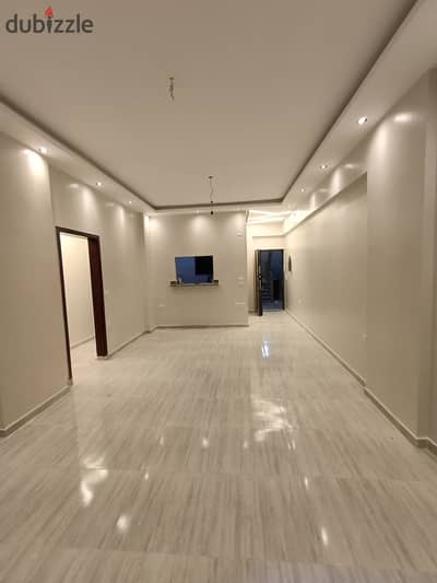 For rent in the seventh area suitable for administrative or residential use, a distinctive location