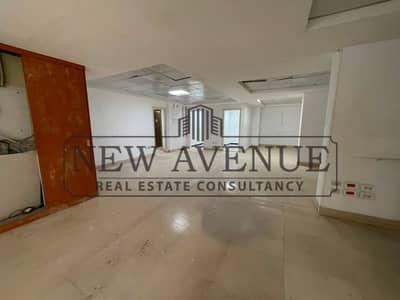 Retail for rent with a prime space on a main street in Sheraton near Airport.