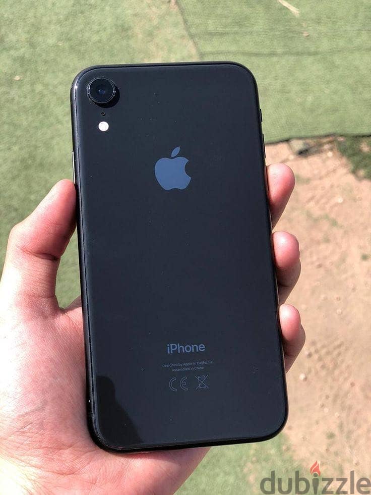 Apple - iPhone XR 4
