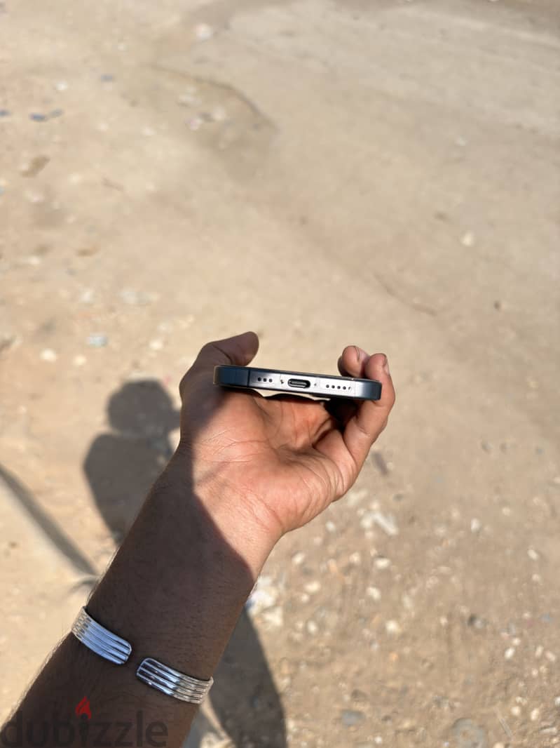 Apple - iPhone 17 2