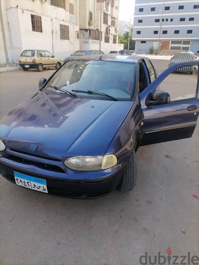 فيات سيينا 2001