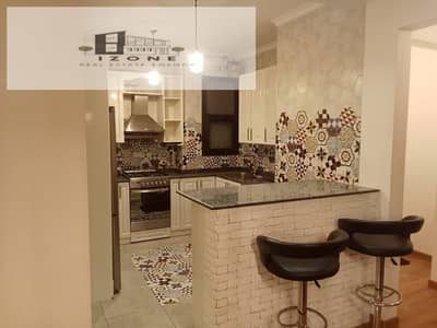 شقة مفروشة بالكامل للإيجار في سوديك إيستاون Sodic Eastown New Cairo 140 متر 2 غرفة نوم 3 حمامات الدور الثاني موقع مميز