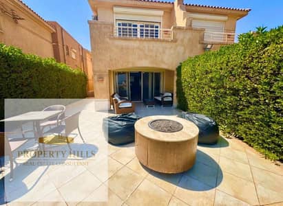 Stand Alone Villa   فيلا مساحتها كبيره في العين السخنه في لافيستا جاردنز استلام فوري Pool View و Sea View