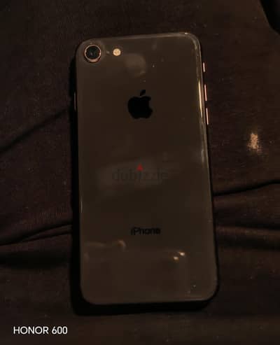 Apple - iPhone 8