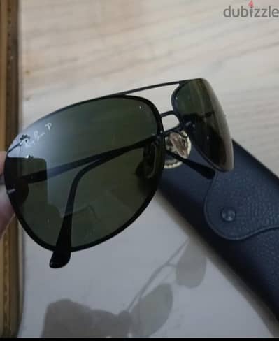 RAY. BAN